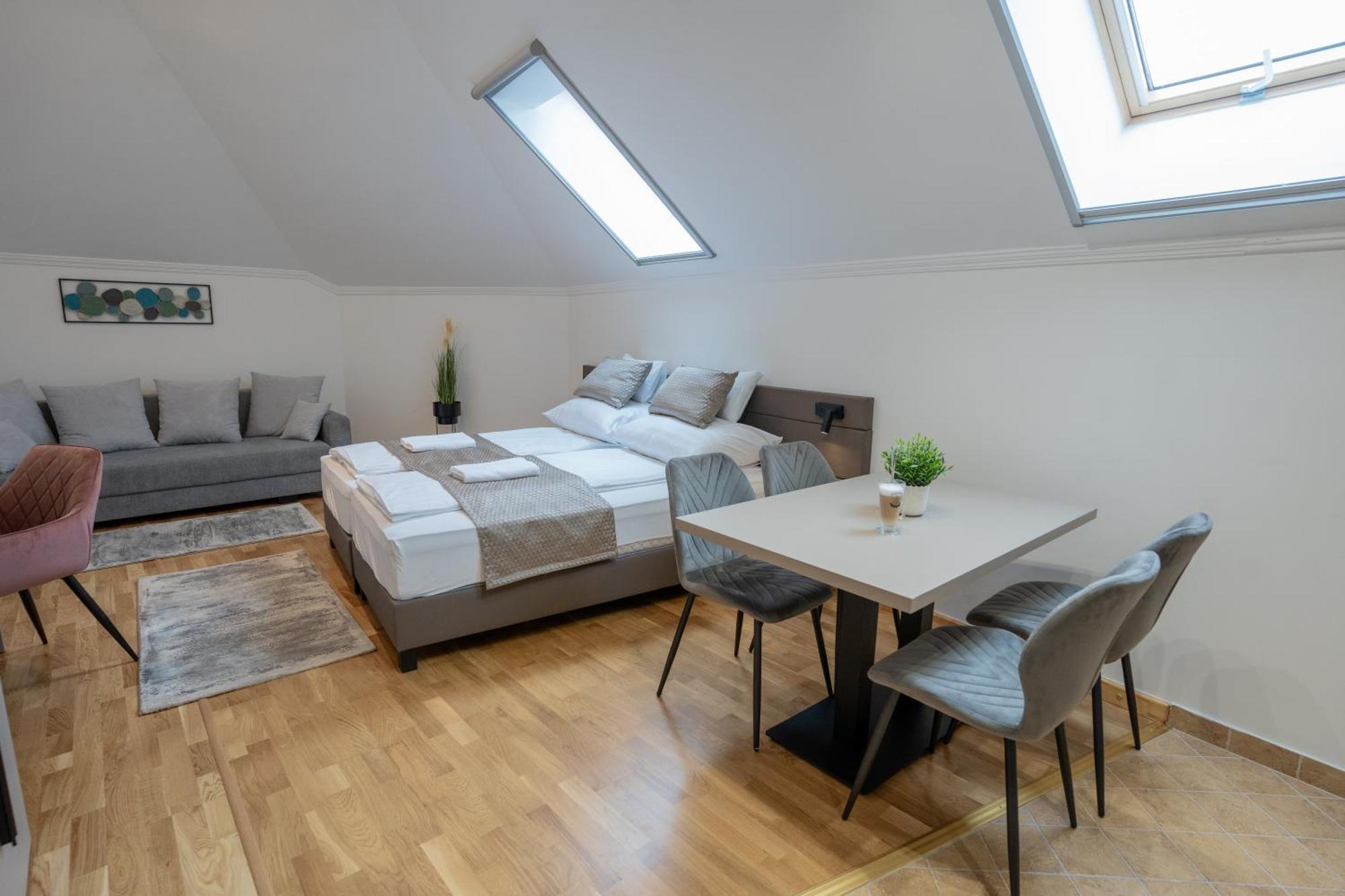 Végvár Spa Apartman Gyula Exterior foto